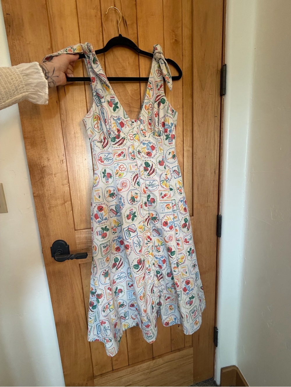 En Saison Women’s White Tie-Shoulder Sunday Market Print Sundress